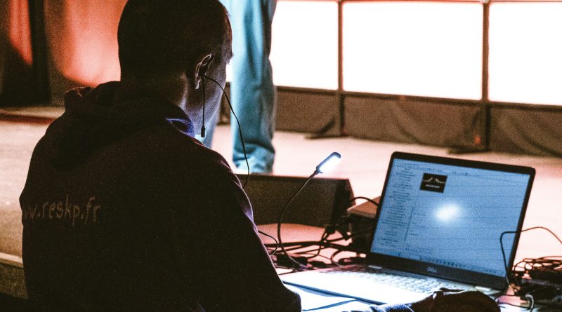 Freelance dans le numérique : pourquoi le portage salarial attire les profils IT ?